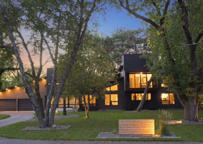 Home Exterior, Modern, Front view, Dusk